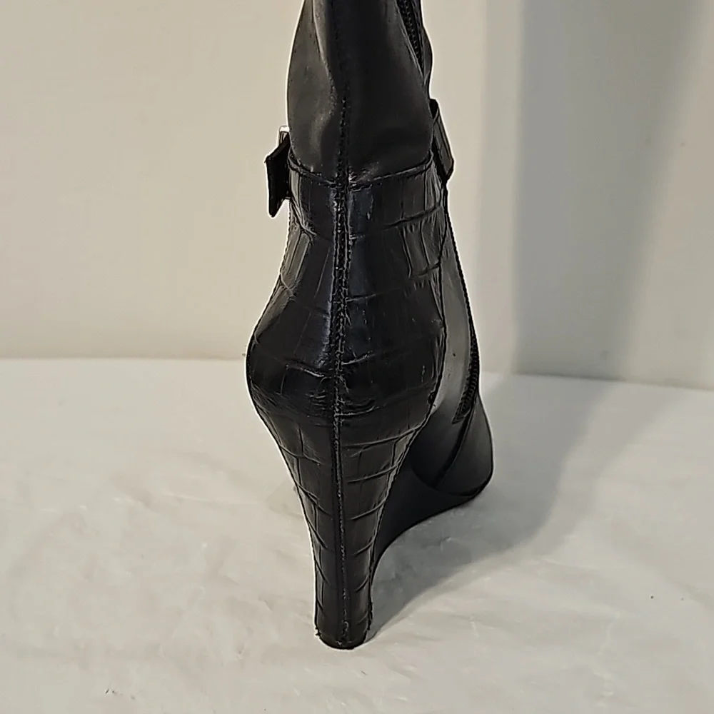 Ann Taylor Black Leather Wedge Boot - Picture 6 of 6